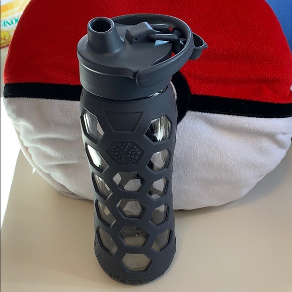 lifefactory water bottle 22oz